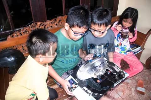 Literasi, Catatan Getir dari Kaki Rinjani