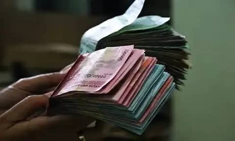 Sudah Berlaku, Ini Daftar UMP Terbaru 2025 di Seluruh Indonesia
