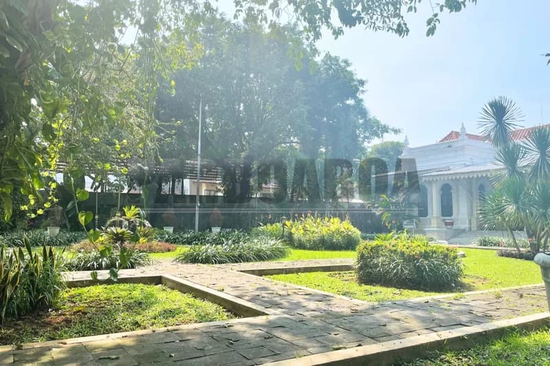 Halaman depan Museum Tekstil (Foto: PARBOABOA/Defri Ngo)