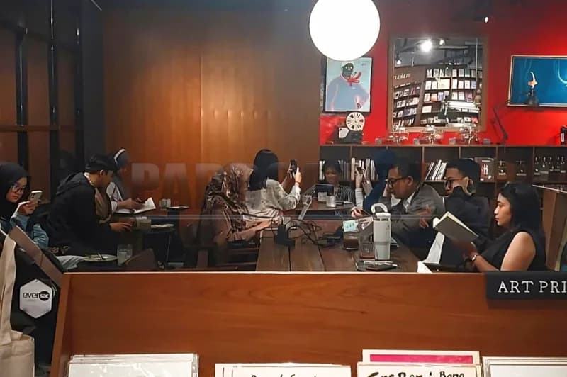 Gramedia Matraman, toko buku kekinian (Foto: P. Hasudungan Sirait/PARBOABOA)